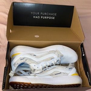 Vans x National Geographic UltraRange EXO
